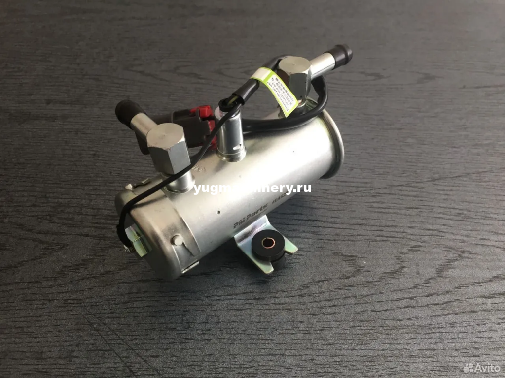 Насос топливный Hitachi 4645227