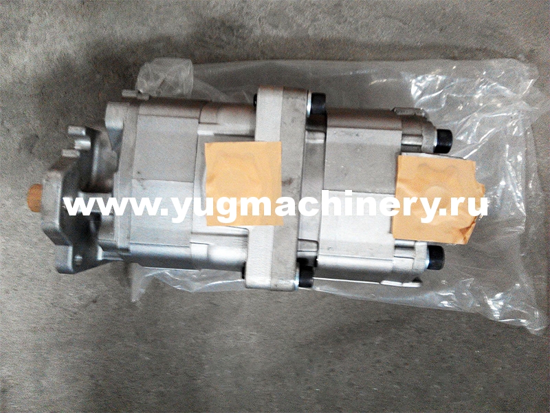 Насос трансмиссионный Komatsu 705-51-30290