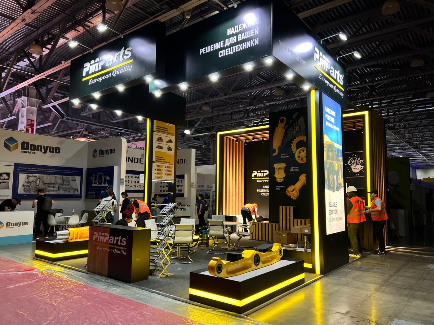 Стенд Юг Машинери и PMParts на отраслевой выставке