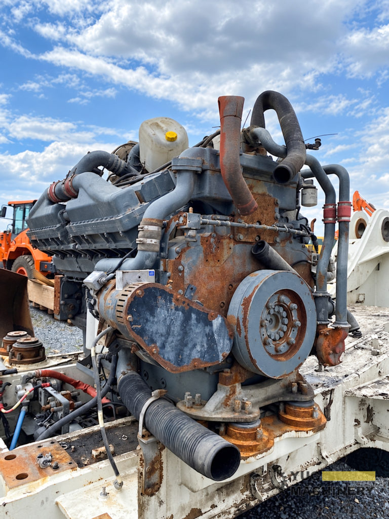 10036595 Двигатель QSK45-C LIEBHERR R9250